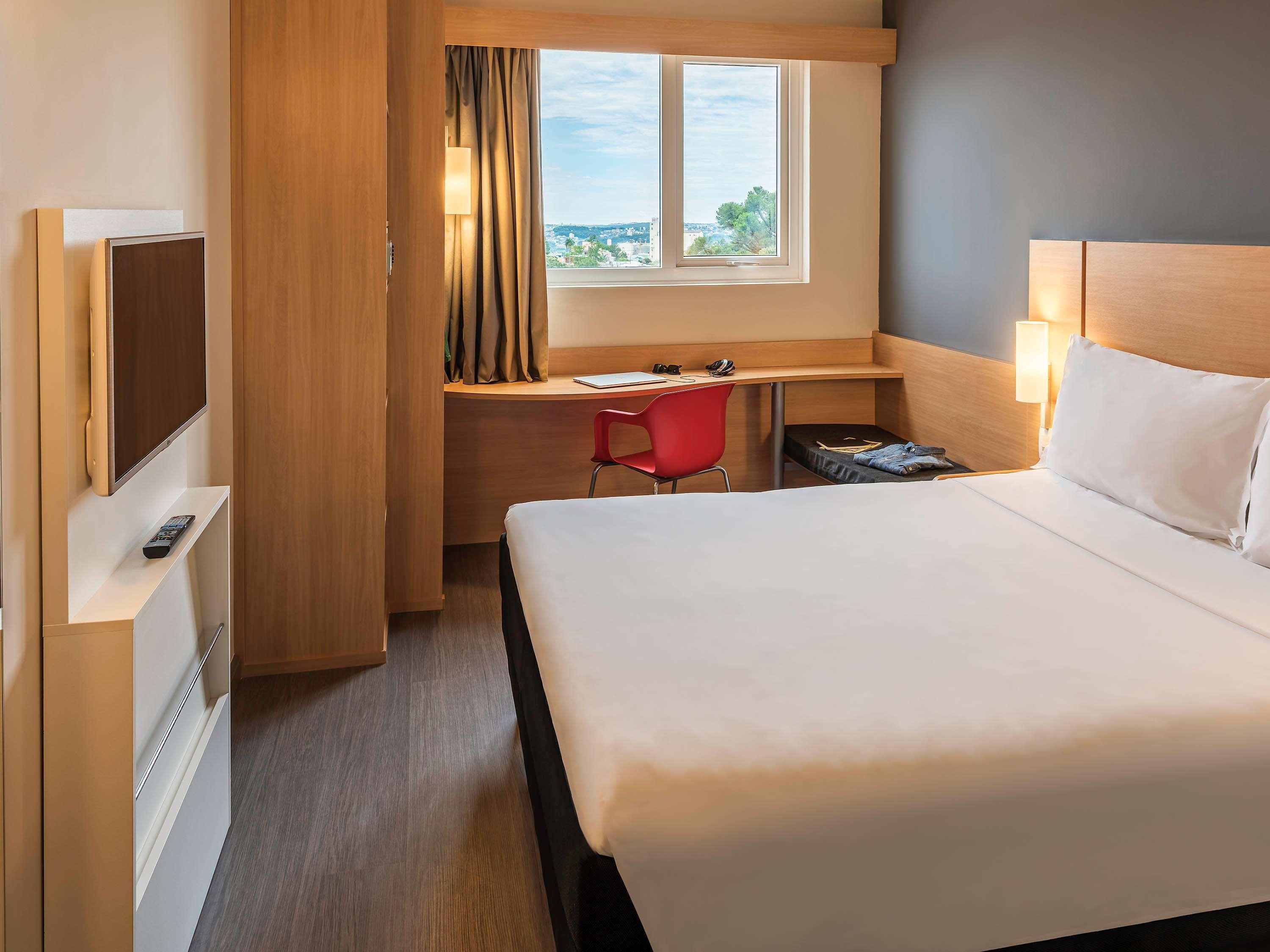 Ibis Chapeco Hotel Eksteriør billede