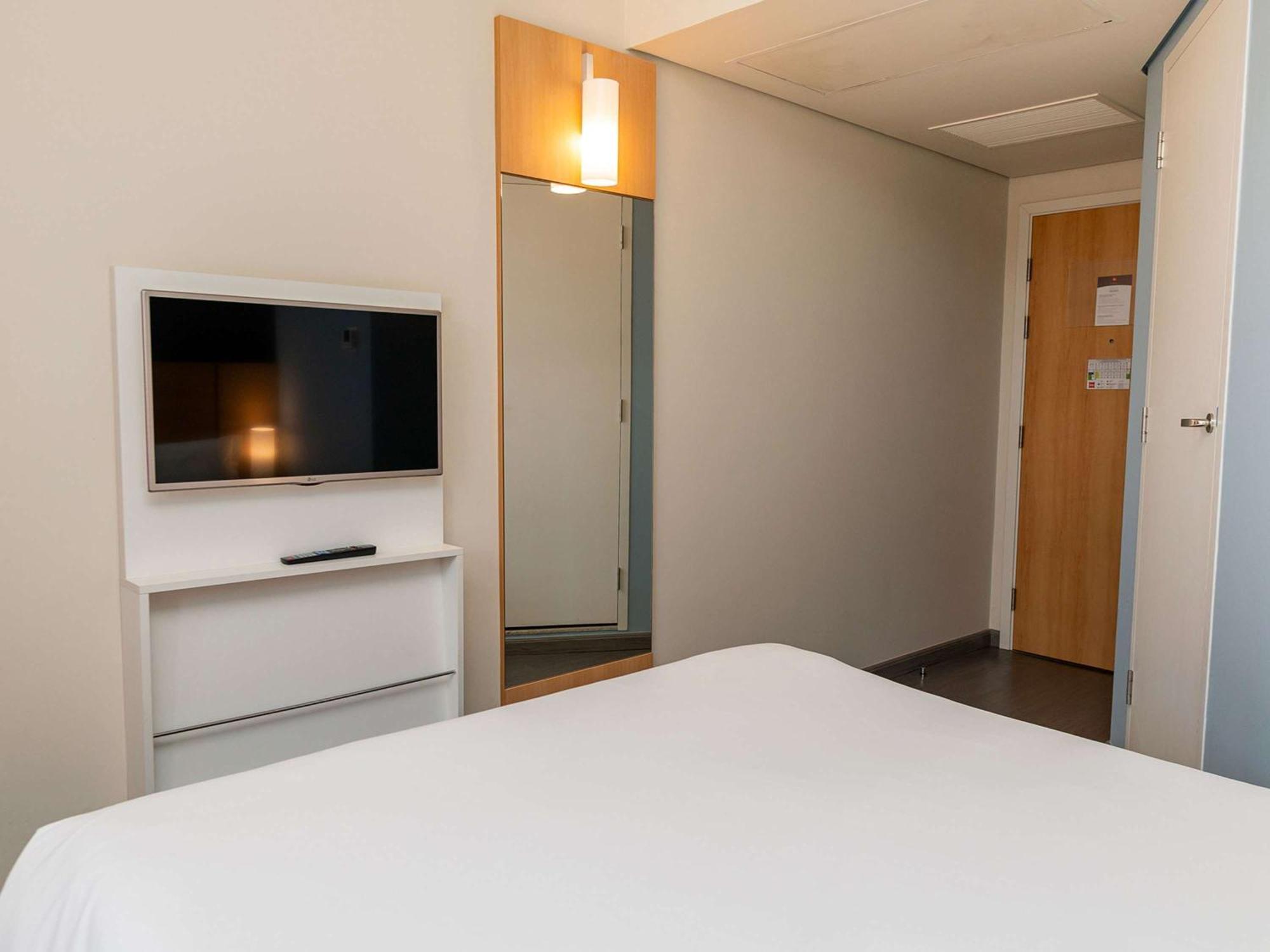 Ibis Chapeco Hotel Eksteriør billede