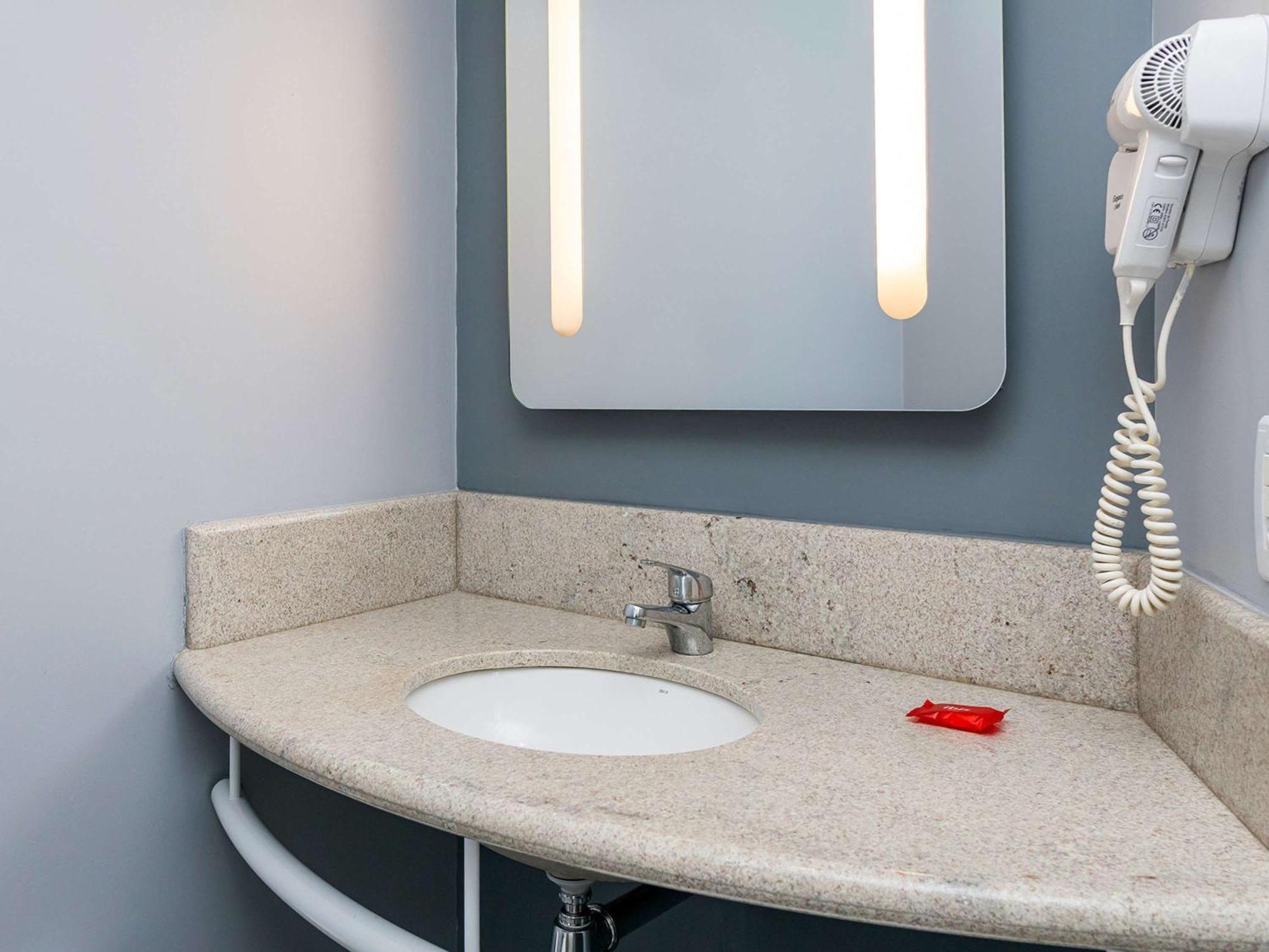 Ibis Chapeco Hotel Eksteriør billede