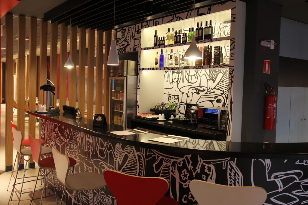 Ibis Chapeco Hotel Eksteriør billede
